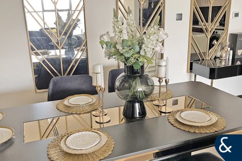 Apartamento en Downtown Dubai (Downtown Burj Dubai), Dubai, 2 dormitorios, 127 m², № 79398 - foto 6