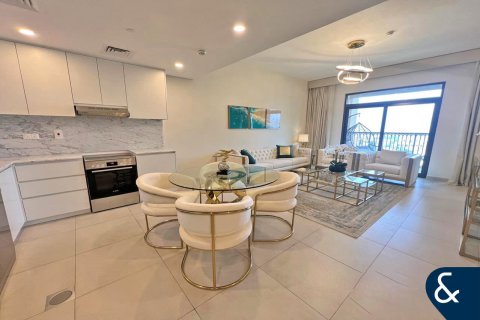 Снять в аренду квартиру в Умм-Сукейме, Дубай: 1 спальня, 71м², № 79406 - фото 1