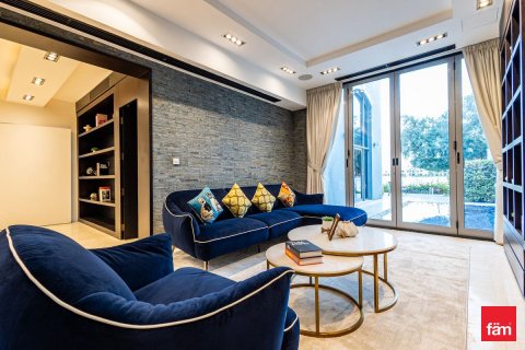 Villa in Palm Jumeirah, Dubai 3 bedrooms, 622.1 sq.m. № 46997 - photo 3