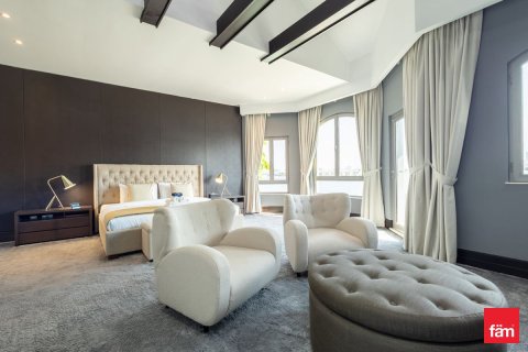 Villa in Palm Jumeirah, Dubai 3 bedrooms, 622.1 sq.m. № 46997 - photo 12
