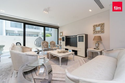 Villa en Dubai Hills Estate, Dubai, 4 dormitorios, 416.8 m², № 46996 - foto 3