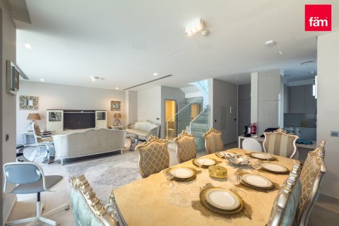 Villa en Dubai Hills Estate, Dubai, 4 dormitorios, 416.8 m², № 46996 - foto 2
