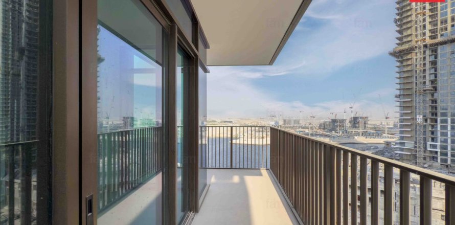 Квартира в Дубае, 2 спальни, 105м², № 49485