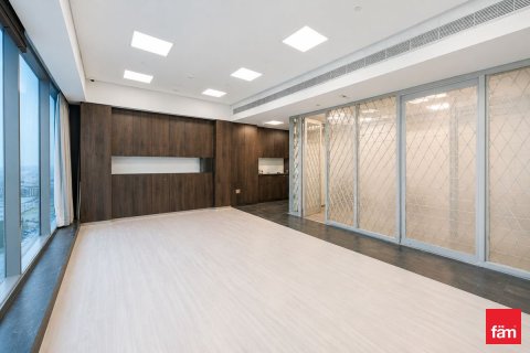 Office in Sheikh Zayed Road, Dubai 83.6 sq.m. № 112379 - photo 6