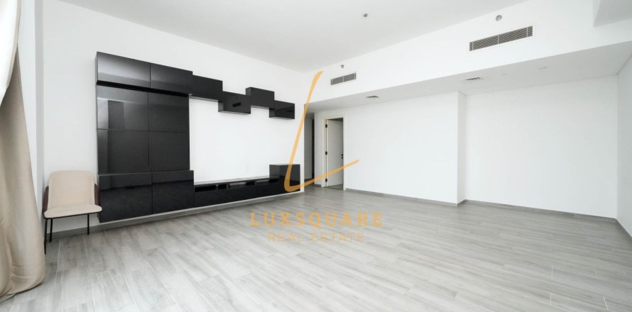 Apartment in Midtown, Dubai Production City (IMPZ), Dubai 3 bedrooms, 168 sq.m. № 139540