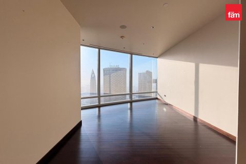 Apartment in Downtown Dubai (Downtown Burj Dubai), Dubai 2 bedrooms, 175.4 sq.m. № 139538 - photo 4