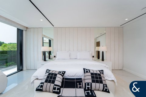 Villa en Earth, Jumeirah Golf Estates, Dubai, 5 dormitorios, 764 m², № 91154 - foto 17