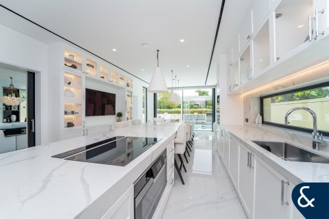 Villa en Earth, Jumeirah Golf Estates, Dubai, 5 dormitorios, 764 m², № 91154 - foto 22