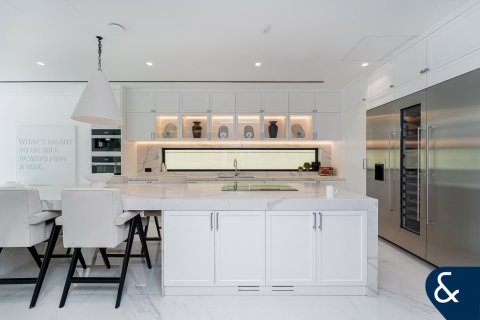 Villa en Earth, Jumeirah Golf Estates, Dubai, 5 dormitorios, 764 m², № 91154 - foto 24