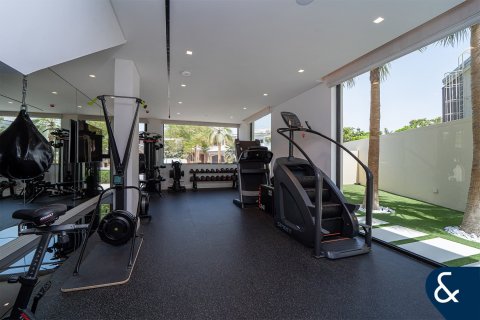 Villa en Earth, Jumeirah Golf Estates, Dubai, 5 dormitorios, 764 m², № 91154 - foto 8