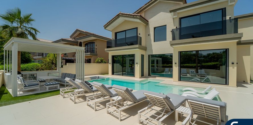 Villa en Earth, Jumeirah Golf Estates, Dubai, 5 dormitorios, 764 m², № 91154