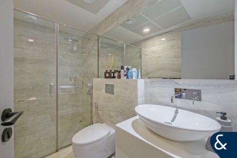 Apartamento en Jumeirah Village Circle, Dubai, 2 dormitorios, 131 m², № 91166 - foto 11