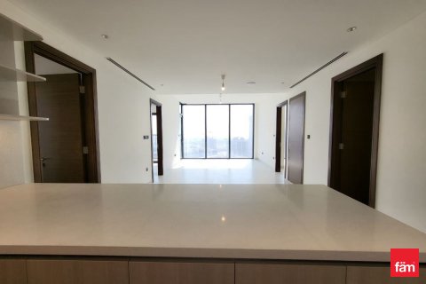 Снять в аренду квартиру в Дубае: 3 спальни, 145.3м², № 64131 - фото 3