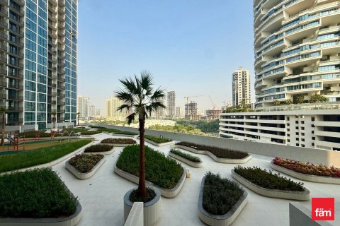Apartment in Dubai 1 bedroom, 80 sq.m. № 64132 - photo 13