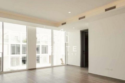 Townhouse in Al Barari, Dubai 4 bedrooms, 459 sq.m. № 121688 - photo 2