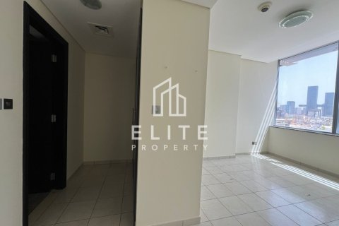Apartment in DIFC, Dubai 1 bedroom, 74 sq.m. № 121685 - photo 4