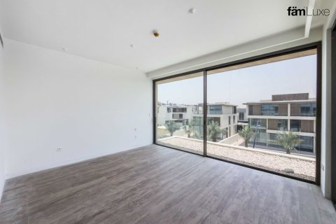 Villa in Dubai 4 bedrooms, 448 sq.m. № 109820 - photo 10