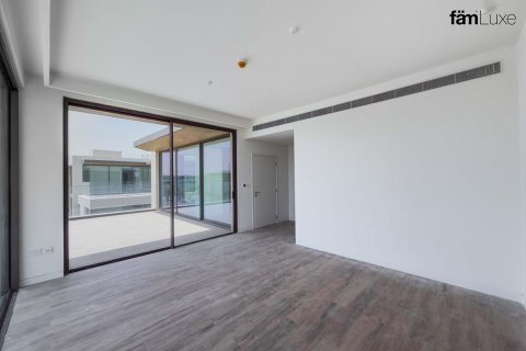 Villa in Dubai 4 bedrooms, 448 sq.m. № 109820 - photo 22