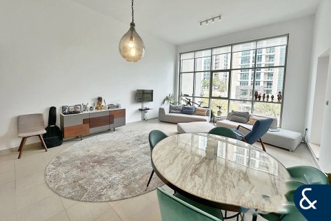 Apartamento en Downtown Dubai (Downtown Burj Dubai), Dubai, 2 dormitorios, 131 m², № 98591 - foto 2