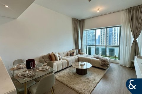Apartamento en Downtown Dubai (Downtown Burj Dubai), Dubai, 1 dormitorio, 73 m², № 98592 - foto 2