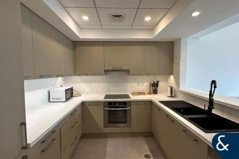 Apartamento en Downtown Dubai (Downtown Burj Dubai), Dubai, 1 dormitorio, 73 m², № 98592 - foto 3