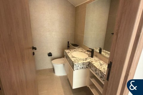 Villa in Damac Lagoons, Dubai 4 bedrooms, 211 sq.m. № 98593 - photo 9