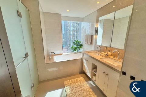 Apartamento en Downtown Dubai (Downtown Burj Dubai), Dubai, 2 dormitorios, 156 m², № 98594 - foto 12