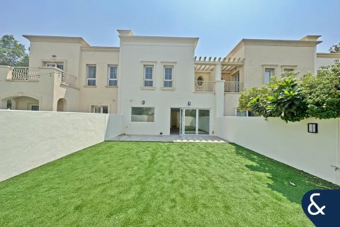 Villa en The Springs, Dubai, 2 dormitorios, 182 m², № 98583