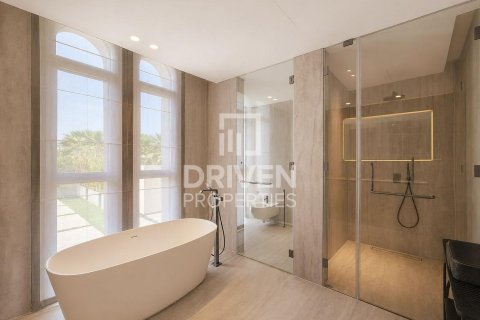 Villa in Jumeirah Islands, Dubai 4 bedrooms, 1001.68 sq.m. № 141102 - photo 22