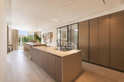 Villa in Jumeirah Islands, Dubai 4 bedrooms, 1001.68 sq.m. № 141102 - photo 20