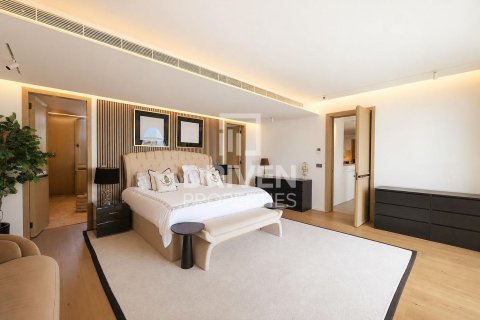 Villa in Jumeirah Islands, Dubai 4 bedrooms, 1001.68 sq.m. № 141102 - photo 12