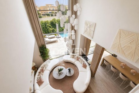 Villa in Jumeirah Islands, Dubai 4 bedrooms, 1001.68 sq.m. № 141102