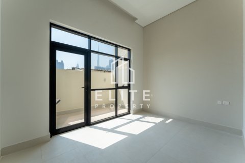 Adosado en Al Badaa, Dubai, 4 dormitorios, 669 m², № 134978 - foto 24