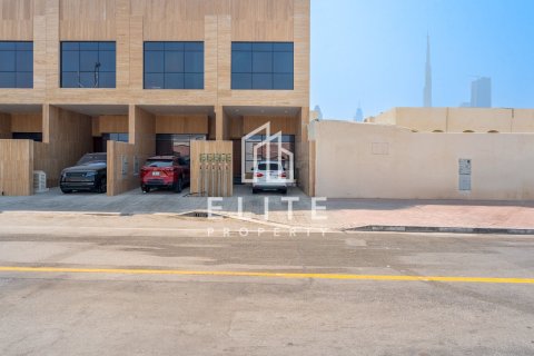 Adosado en Al Badaa, Dubai, 4 dormitorios, 669 m², № 134978 - foto 5