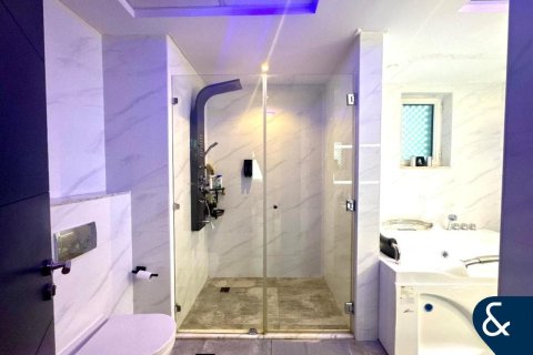 Villa in Regional, Jumeirah Park, Dubai 3 bedrooms, 285 sq.m. № 75930 - photo 3