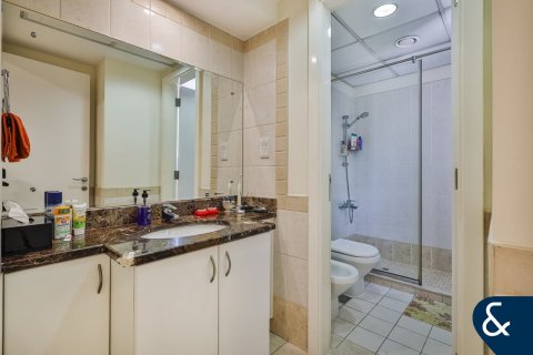 Купить виллу в Maeen, The Lakes, Дубай: 3 спальни, 208м², № 75929 - фото 14