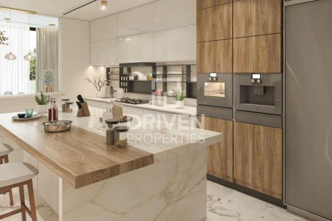 Villa in Dubai 5 bedrooms, 444.45 sq.m. № 126828 - photo 8