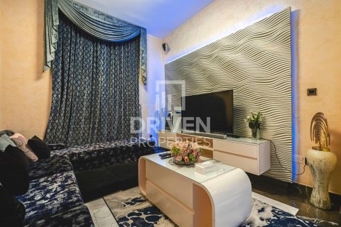 Villa in Victory Heights, Dubai Sports City, Dubai 4 bedrooms, 350.71 sq.m. № 126826 - photo 8
