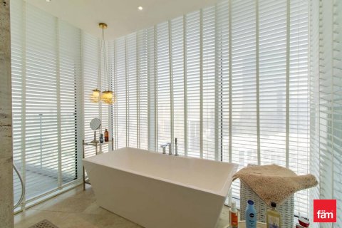 Apartment in Dubai 3 bedrooms, 259.2 sq.m. № 55777 - photo 15