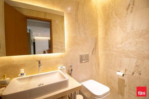 Apartment in Dubai 3 bedrooms, 259.2 sq.m. № 55777 - photo 18