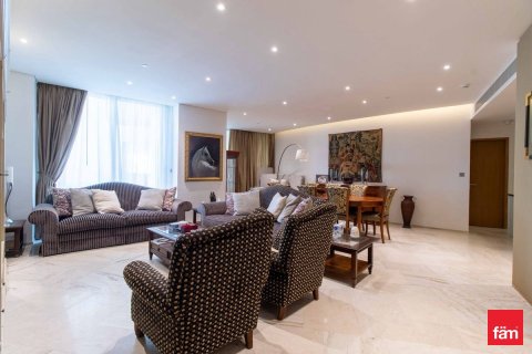 Apartment in Dubai 3 bedrooms, 259.2 sq.m. № 55777 - photo 4