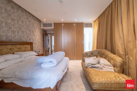 Apartment in Dubai 3 bedrooms, 259.2 sq.m. № 55777 - photo 11