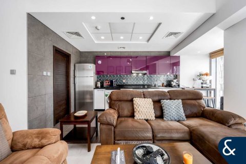 Apartment in Dubai Marina, Dubai 1 bedroom, 71 sq.m. № 91646 - photo 14