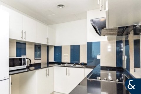 Снять в аренду квартиру в Дубай Марине, Дубай: 2 спальни, 152м², № 98930 - фото 4