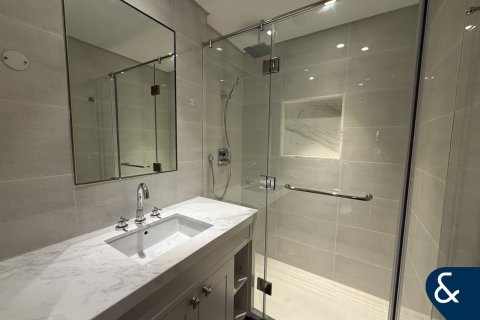 Снять в аренду квартиру в Даунтаун Дубай (Даунтаун Бурдж Дубай), Дубай: 3 спальни, 190м², № 98934 - фото 16