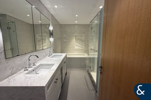 Снять в аренду квартиру в Даунтаун Дубай (Даунтаун Бурдж Дубай), Дубай: 3 спальни, 190м², № 98934 - фото 5