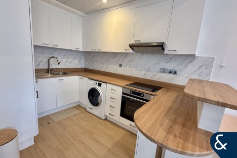 Apartamento en DIFC, Dubai, 1 dormitorio, 79 m², № 98928 - foto 7