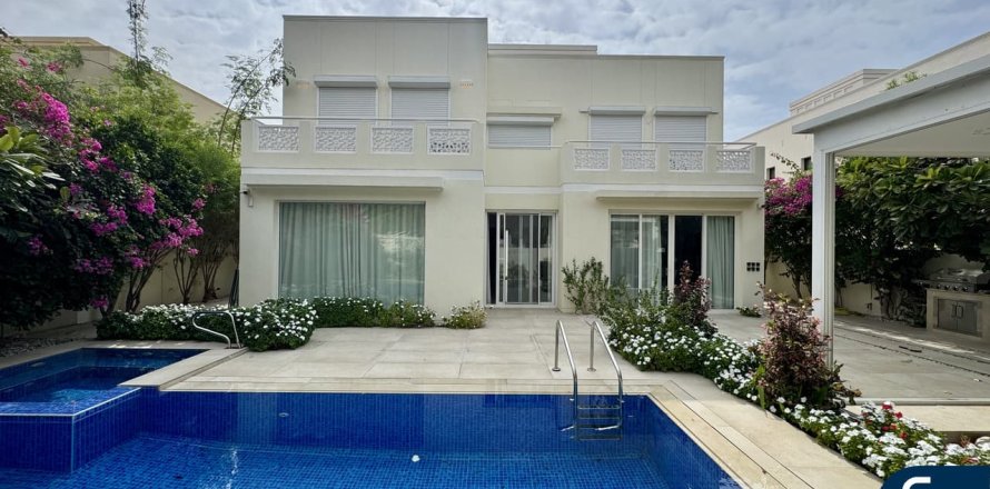 Villa à Meadows 8, Meadows, Dubai, 5 chambres, 544 m², № 98933