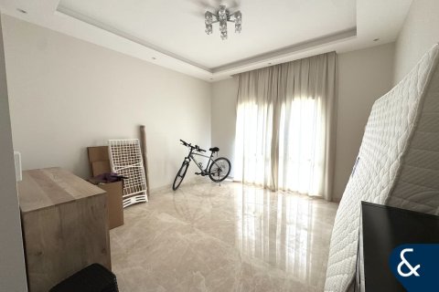 Villa à Meadows 8, Meadows, Dubai, 5 chambres, 544 m², № 98933 - photo 8