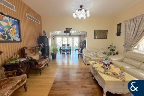 Villa en The Lakes, Dubai, 4 dormitorios, 324 m², № 88448 - foto 7